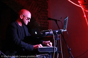 THE FRIXION (33)